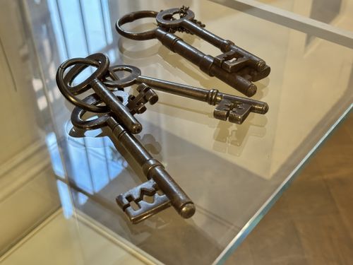 Heritage Corner - The Keys 